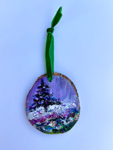 Silver & Gold Ornament #23