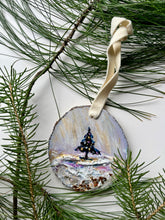 Northern Light Ornament #12