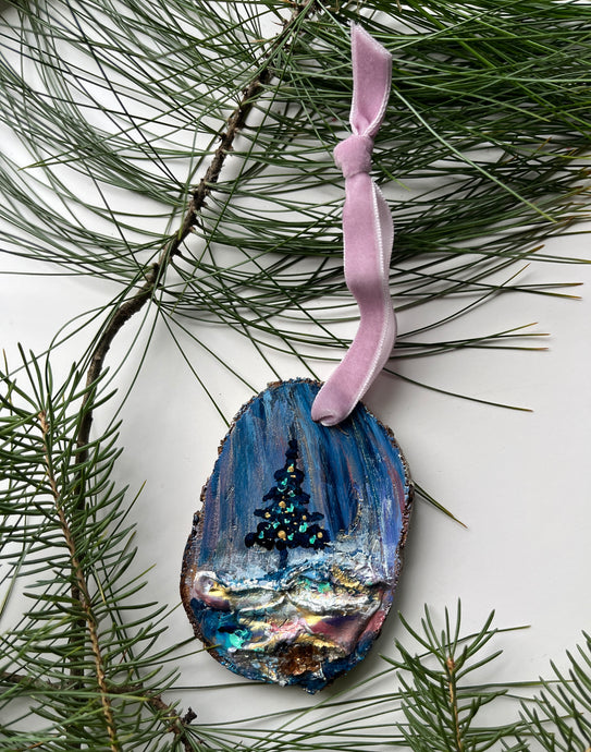 Northern Light Ornament #29