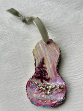 Northern Light Ornament #28