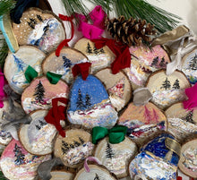 Wonderland Ornament #11