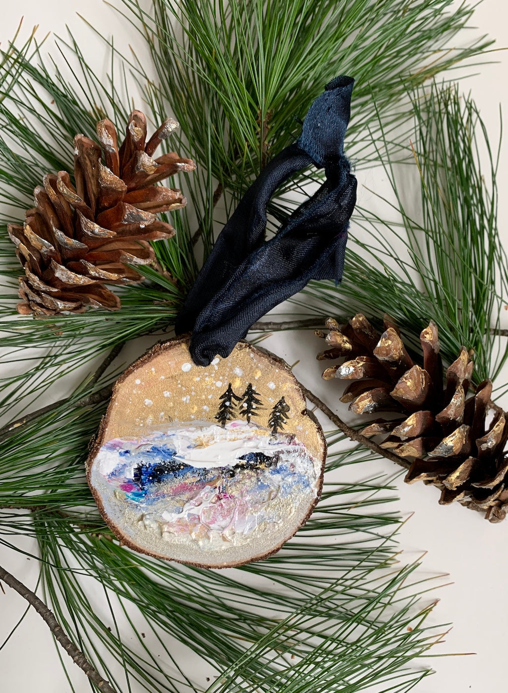 Wonderland Ornament #12