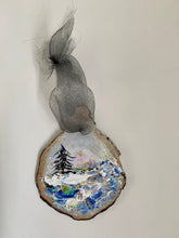 Wonderland Ornament #17