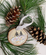 Wonderland Ornament #21